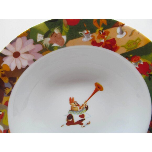 Disney Alice in Wonderland White Rabbit Rimmed Soup Bowl Excellent condition 9" - Picture 7 of 10